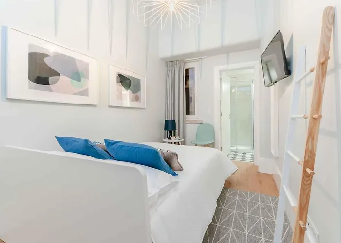 Nlc & Bed & Breakfast