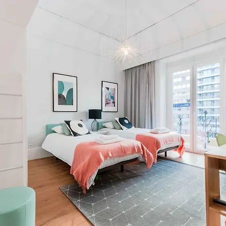 Nlc & ベッド・アンド・ブレックファスト 3*