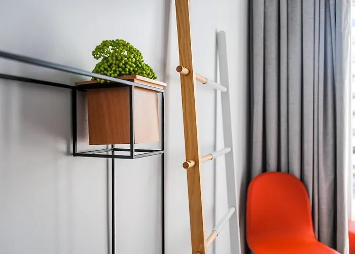 Nlc & Bed and breakfast 3*